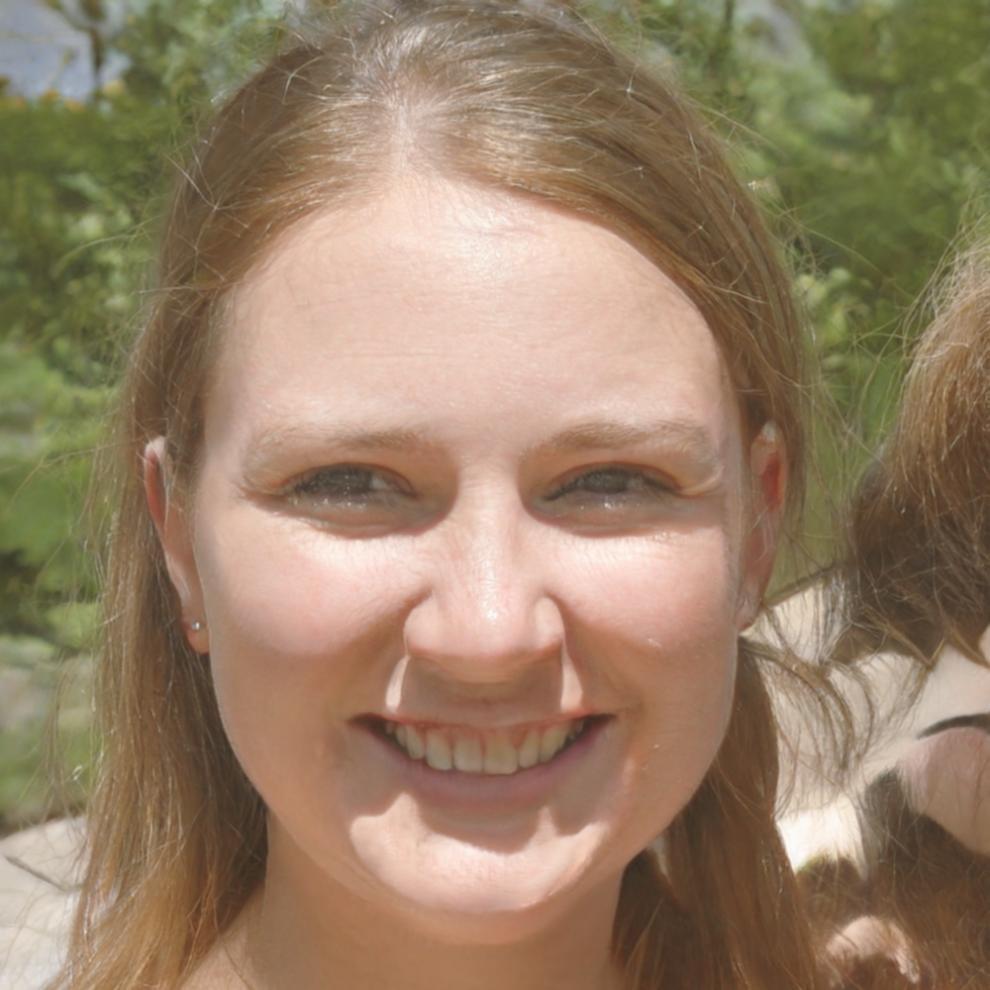 Saskia Winters, Business Finance Expert